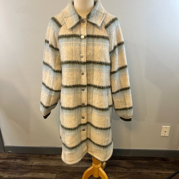 AVEC LES‎ FILLES Brushed Oversize Longline Varsity Coat in Cream Olive Plaid - Picture 3 of 11